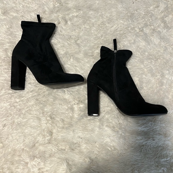 Steve Madden Shoes - NWOB Steve Madden Heeled Booties